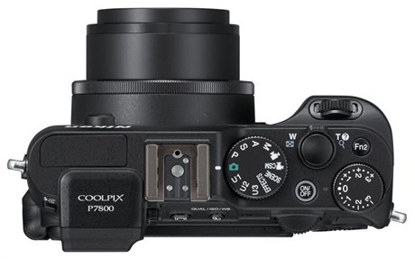 фото: Nikon CoolPix P7800 black