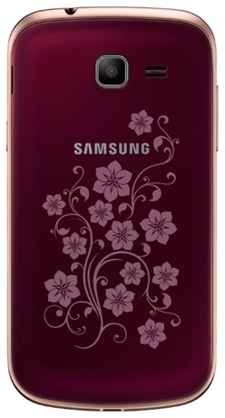 фото: Samsung GT-S7390 GALAXY Trend La Fleur красный