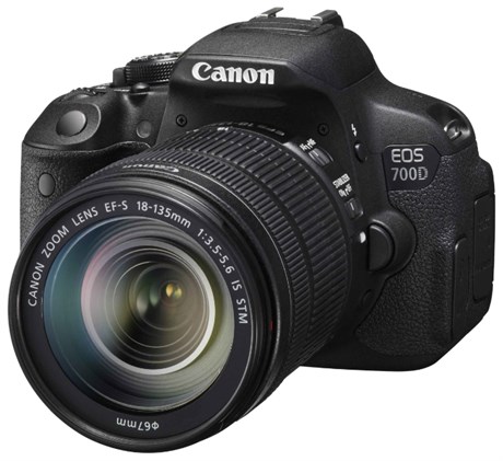 фото: Canon EOS 700D Kit 18-135 mm