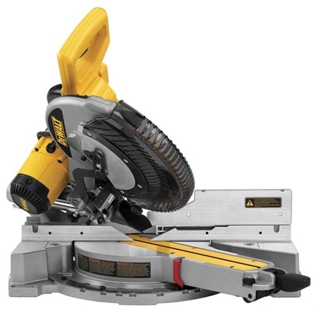фото: Торцовочная пила DeWalt DWS 780
