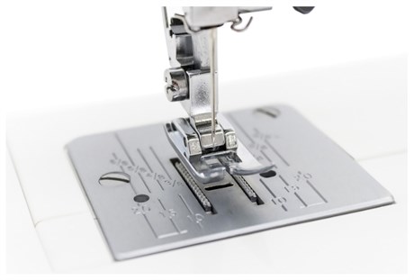 фото: Швейная машина Janome PS-15