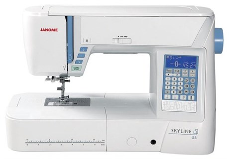 фото: Швейная машина Janome Skyline S5