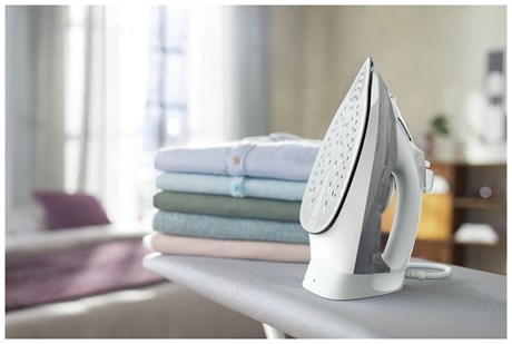 фото: Утюг Philips DST5010