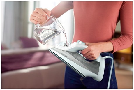 фото: Утюг Philips DST5010