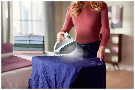 фото: Утюг Philips DST5010
