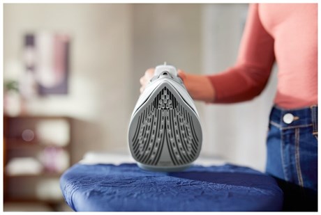 фото: Утюг Philips DST5010
