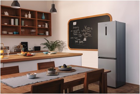 фото: Холодильник Gorenje NRK620FAXL4