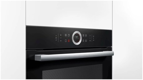 фото: Духовой шкаф Bosch HBG675BB1
