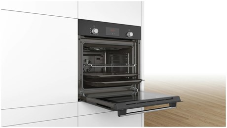 фото: Духовой шкаф Bosch HBF113BA0Q