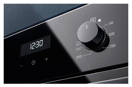 фото: Духовой шкаф Electrolux EOD5C50Z