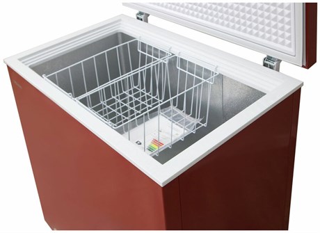 фото: Морозильная камера Willmark CF-250CS красный