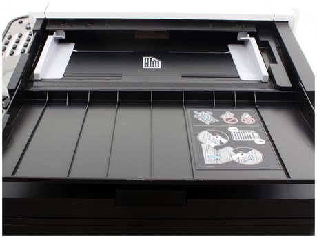фото: МФУ Kyocera Ecosys M2135DN