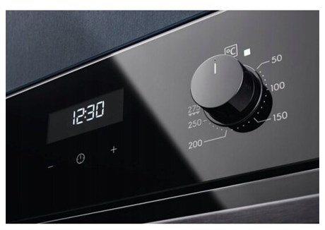 фото: Духовой шкаф Electrolux EOD5C71Z