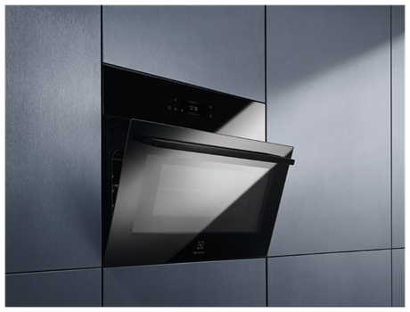 фото: Духовой шкаф Electrolux EVL8E08Z