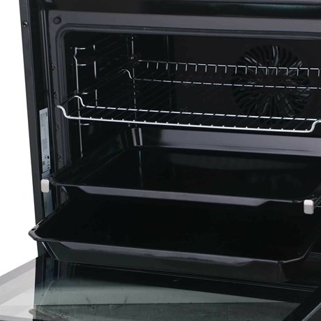 фото: Духовой шкаф Beko BBCM 13300 X