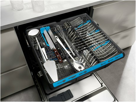 фото: Посудомоечная машина Electrolux EEM48221L
