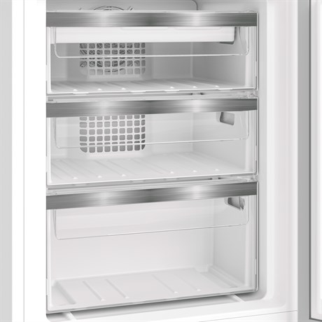 фото: Холодильник Hotpoint-Ariston HBT 20