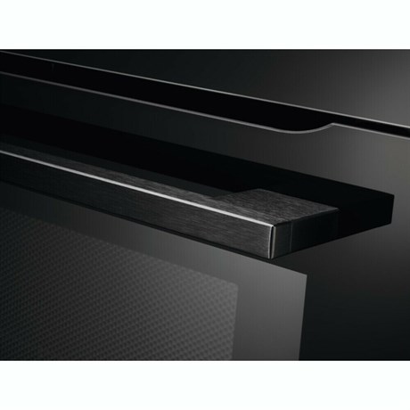 фото: Микроволновая печь AEG KMK721880B