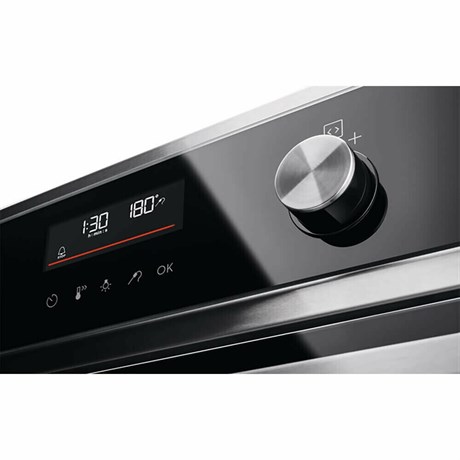 фото: Духовой шкаф Electrolux EOC6H76X