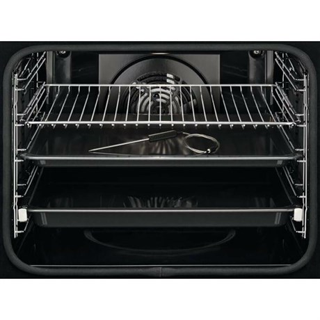 фото: Духовой шкаф Electrolux EOE8P39WV