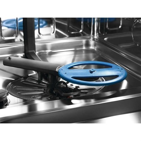 фото: Посудомоечная машина Electrolux EEG68600W
