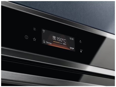 фото: Духовой шкаф Electrolux EOE8P39WX