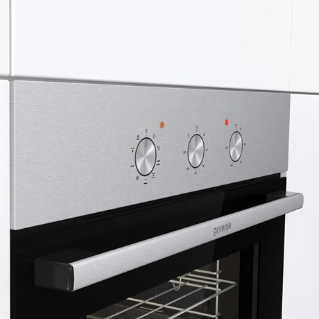 фото: Духовой шкаф Gorenje BO6727E03NX