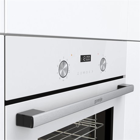 фото: Духовой шкаф Gorenje BO6737E03NWG