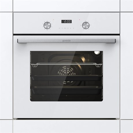 фото: Духовой шкаф Gorenje BO6737E03NWG