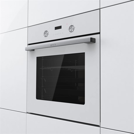 фото: Духовой шкаф Gorenje BO6737E03NWG