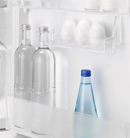 фото: Холодильник Electrolux LNS9TE19S