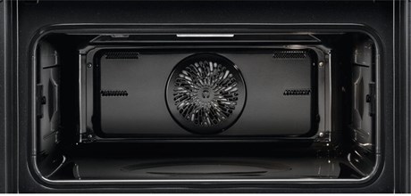 фото: Духовой шкаф AEG KMK968000M