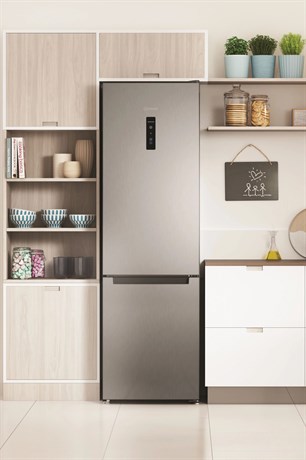 фото: Холодильник Indesit ITS 5180 XB