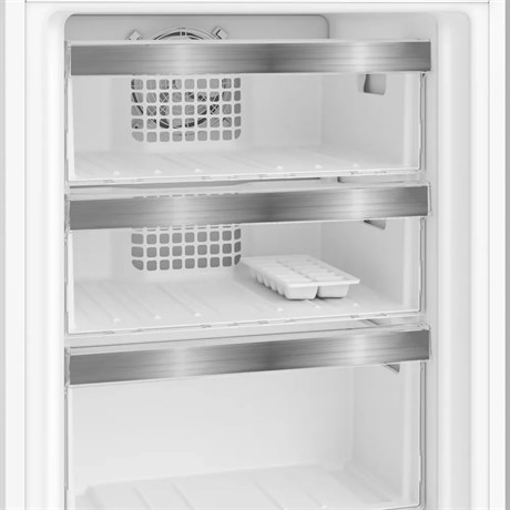фото: Холодильник Hotpoint HBH 20