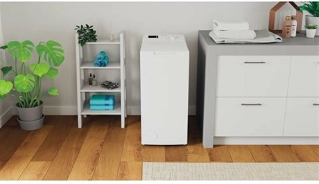 фото: Стиральная машина Indesit BTW S72200