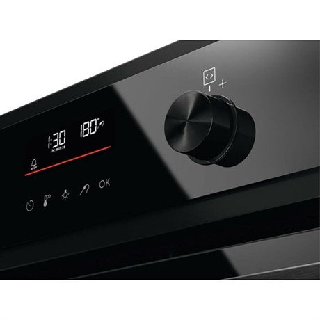 фото: Духовой шкаф Electrolux EOC6P77H