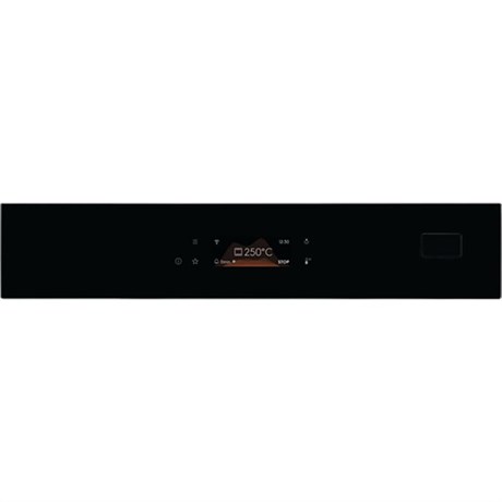 фото: Духовой шкаф Electrolux EOB8S39WZ