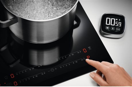 фото: Варочная панель Electrolux EIV835