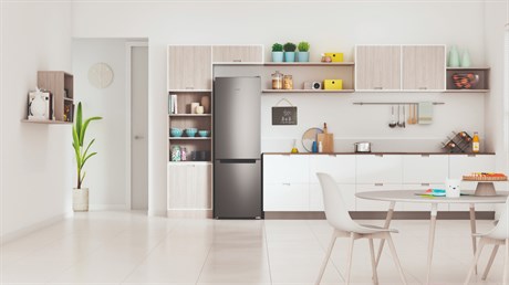 фото: Холодильник Indesit ITS 4180 NG