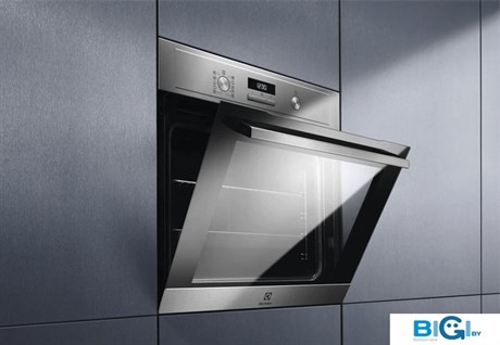 фото: Духовой шкаф Electrolux EOF4P74X