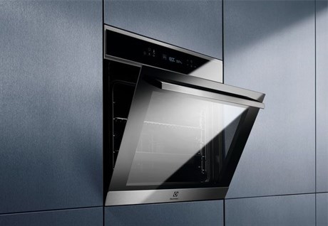 фото: Духовой шкаф Electrolux COE7P31X2