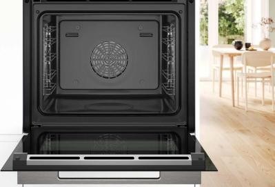 фото: Духовой шкаф Bosch HSG7361B1