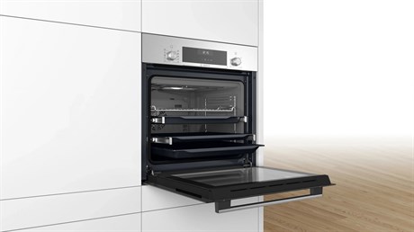 фото: Духовой шкаф Bosch HBJ558YS3Q