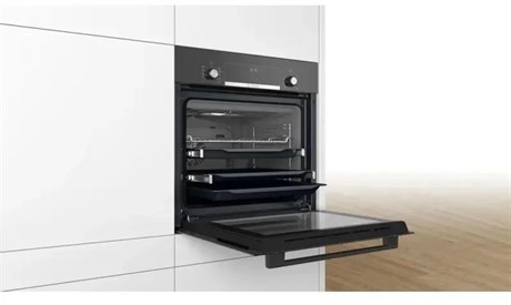 фото: Духовой шкаф Bosch HBJ558YB3Q