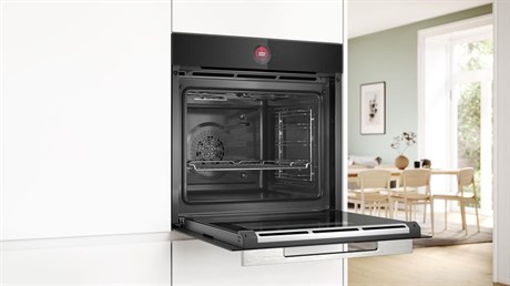 фото: Духовой шкаф Bosch HBG7221B1S