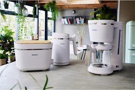фото: Электрический чайник Philips HD9365/10