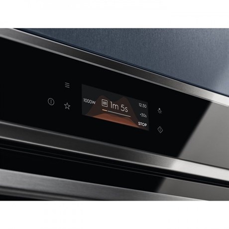 фото: Микроволновая печь Electrolux EVM8E08X