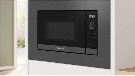 фото: Микроволновая печь Bosch BEL623MD3