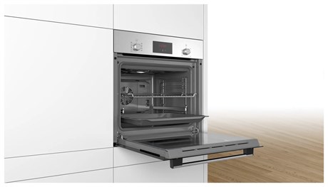фото: Духовой шкаф Bosch HBF114ES0