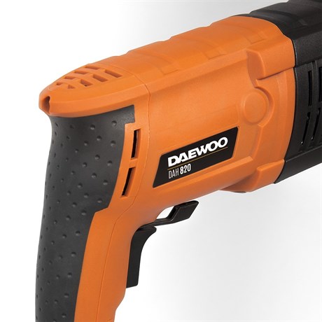фото: Перфоратор Daewoo DAH 820